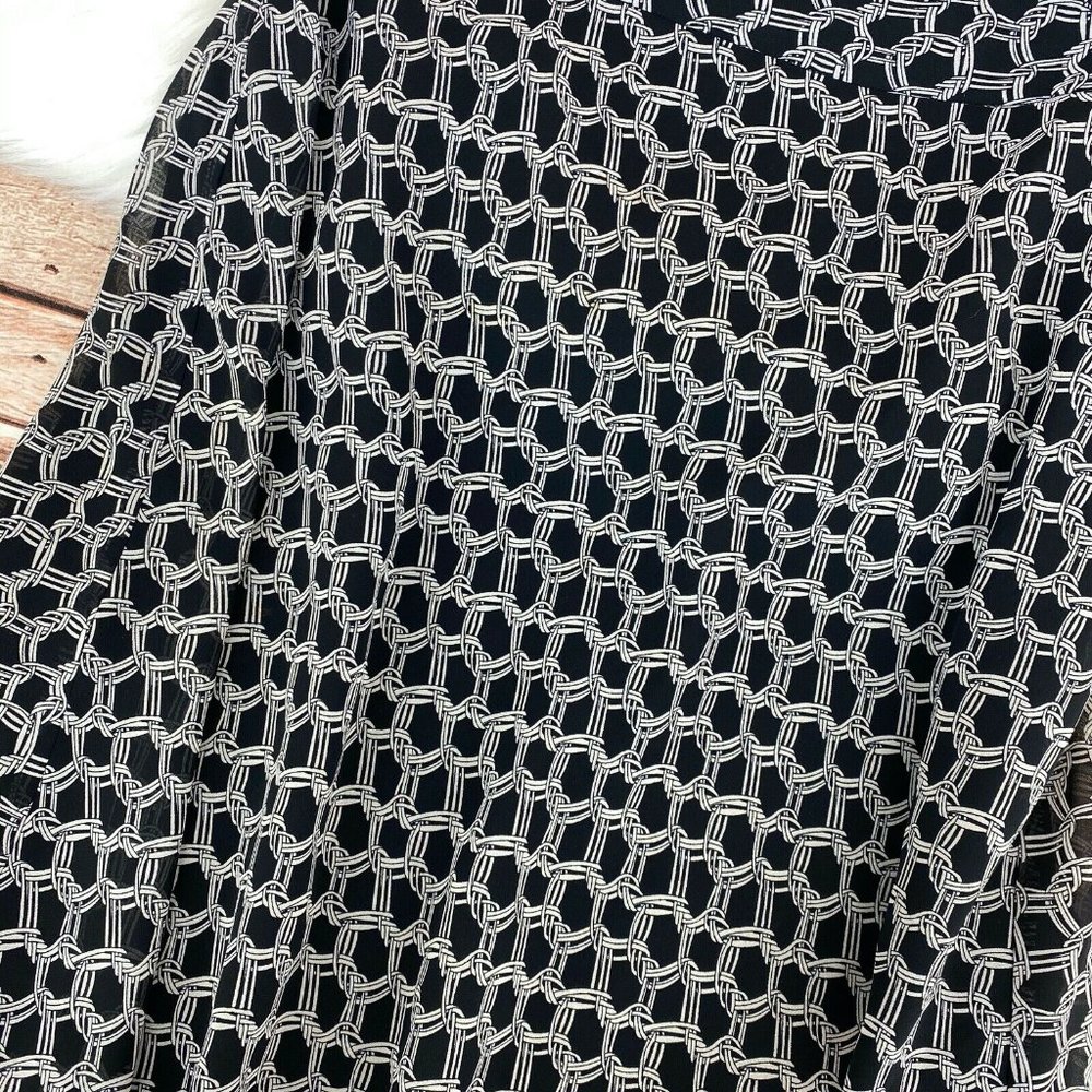 Ann Taylor Geometric Print ALine Flowy Skirt Sz 0P - Picture 2 of 6